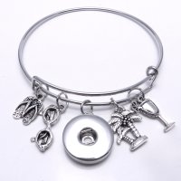 (image for) Snap Jewelry Wire Expandable Bangle - Flip Flop, Palm Tree,&...